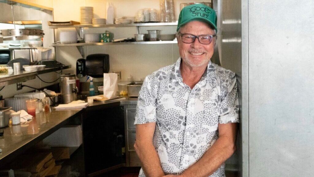 Easy Reader News article about Cris Bennett